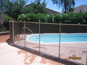 tan and black curved partial with gate